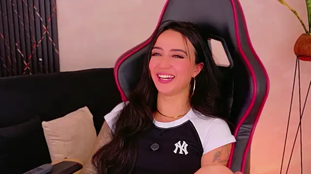 EmmyEvans1 webcam