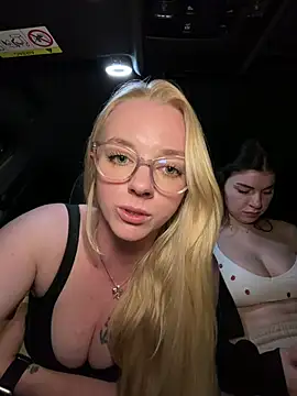 LinaLeana webcam