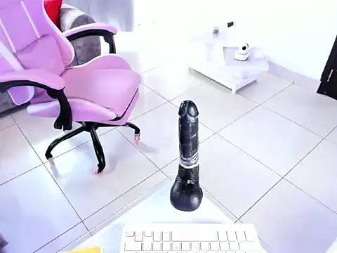cristina697 webcam