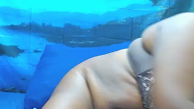 SexyBoobs44DD webcam