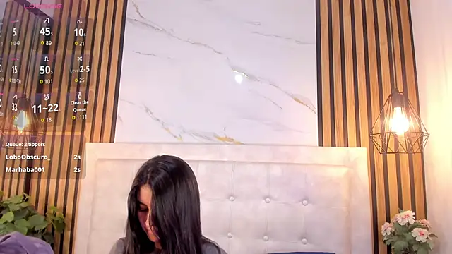 Madyson18 live cam on StripChat