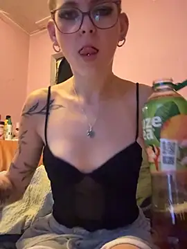 Alina-420