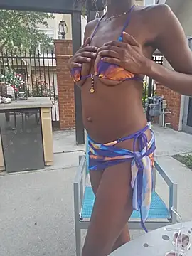 oliviaprettypussy webcam