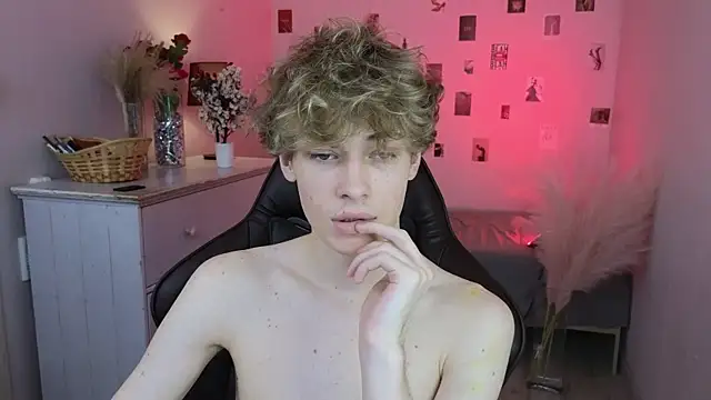 kevingarsiaa (M twink) - jerk off 3 min