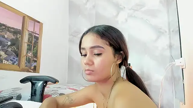 MarianaManzur webcam