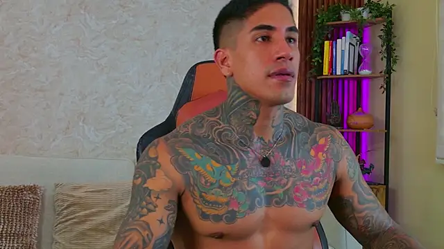 AdanReilly webcam