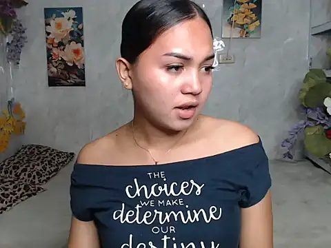 ur_asiankat webcam