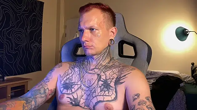 razor_paul live cam on StripChat