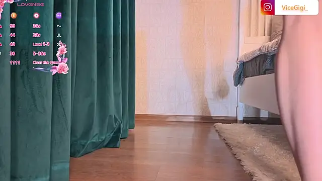 your_bunnygirl live webcam show
