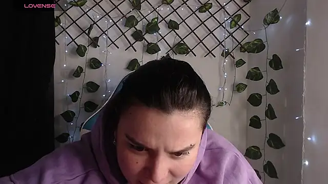 Nika_1_ live cam on StripChat