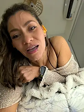 SamyJones9 live cam on StripChat