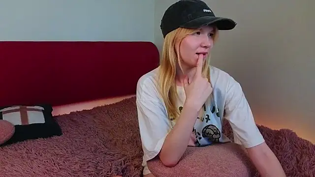 KoriMelon webcam