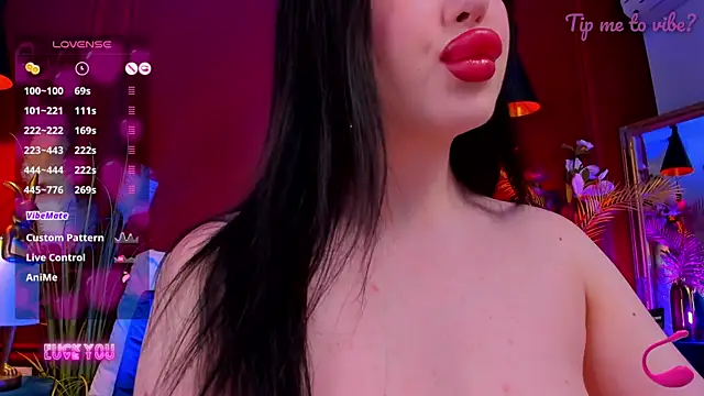 Mayzzie live webcam show