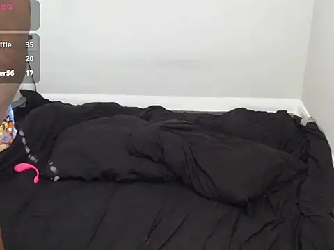 Thickkemzz41 webcam