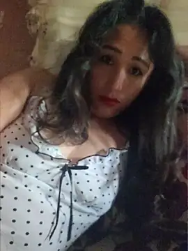 Filipina_Desire live cam on StripChat