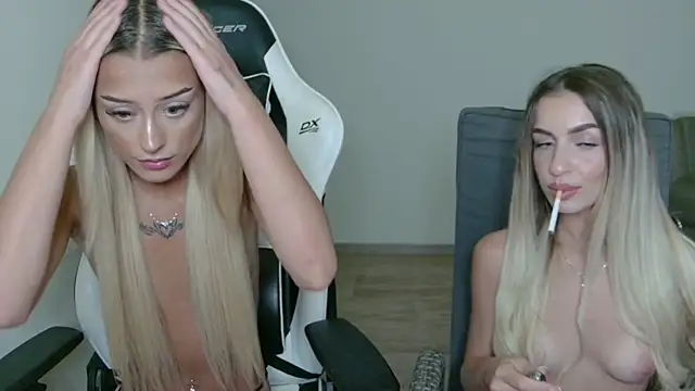 anyaamurr live sex cam
