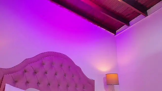 Mia_Culpa live sex cam