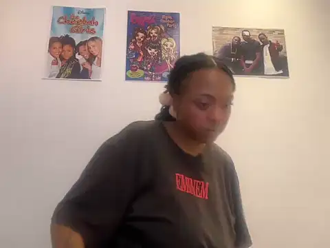 ChocolateCakeQueen webcam