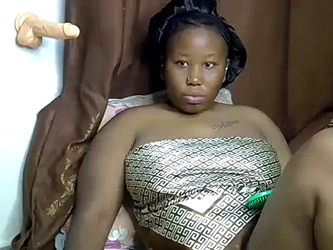 Curvy_nelly1 webcam