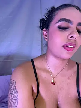 Aylin_Fox webcam