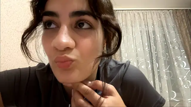Ledi_Asthik