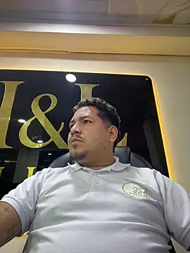 Flynn_HL live cam on StripChat