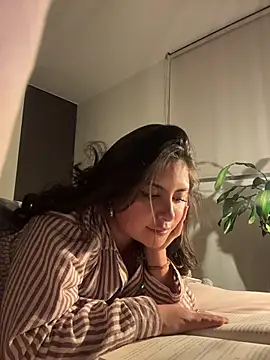 sukhakunis1 webcam