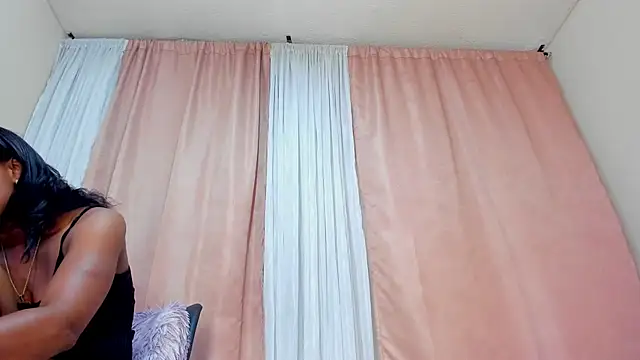 Ashley-Krytel webcam