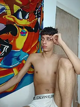 Alayn_sexy_ayes