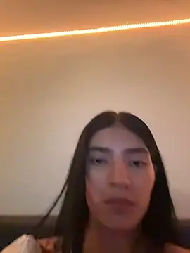 Ema_Rose_ webcam