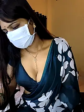 Evaa_Ji webcam