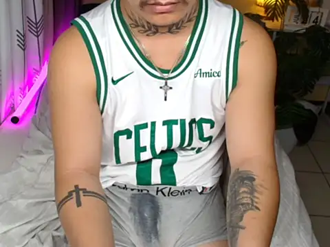 urhardfuckerAsiandaddy