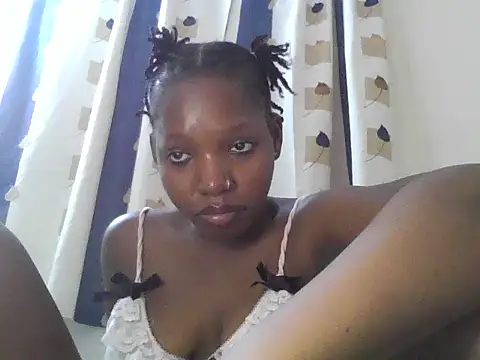 queen_doll89 webcam