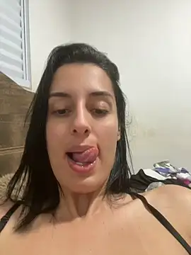 Catmila94 live cam on StripChat