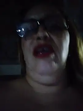 MOTHER_AND_SON09 live webcam show