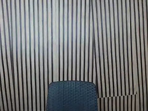 ur_asianpretty webcam