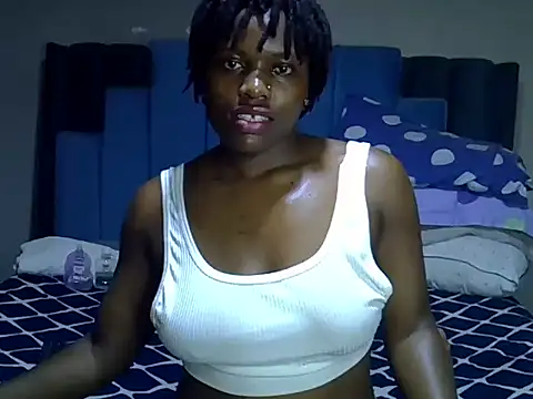 melanin_moon webcam
