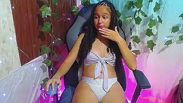 Mia_dirty29 webcam