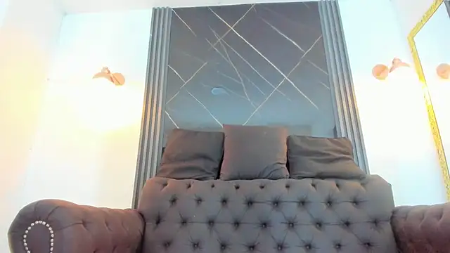 VickyJohnson1 webcam