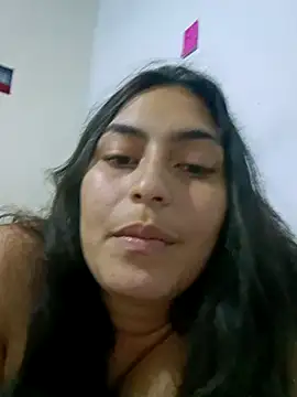 xandra252 live cam on StripChat