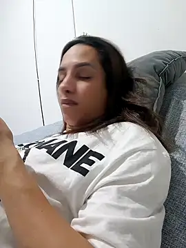Modelo: ofjuliaa