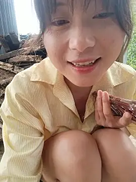 Linda-yiyi webcam