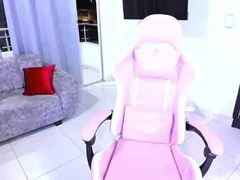 cristina697 webcam
