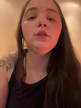 brazillliangirl live webcam show