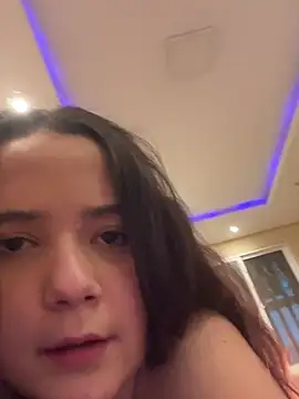 brazillliangirl live webcam show