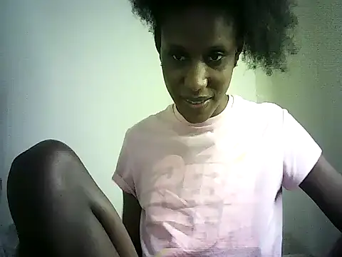 DelteAfriq live cam on StripChat