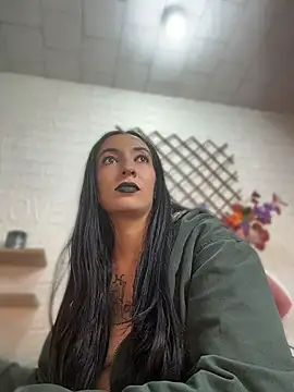 Modella: SALOME_KORLAND