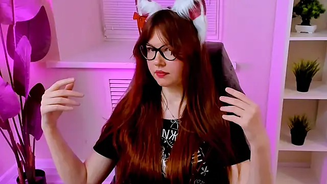 CarolGiggly webcam