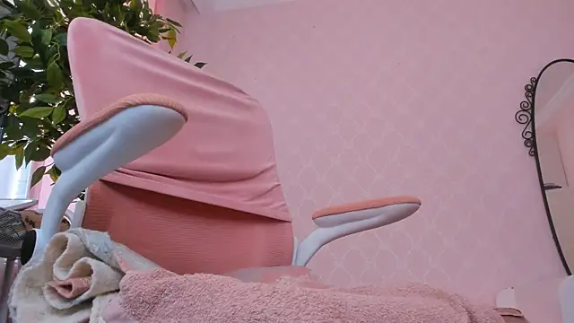 Lily_Young webcam