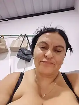 Horny-Mommy-Dirty webcam